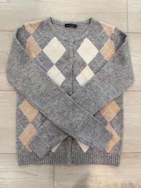 Brandy Melville Gray Argyle Button Cardigan Soft Girl Preppy Sweater